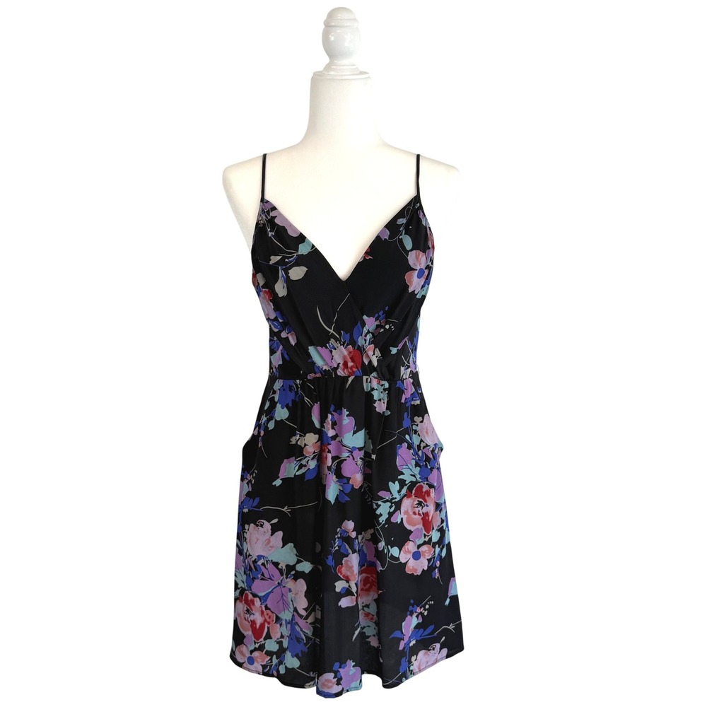 Yumi Kim 100% Silk Floral Mini Dress XS Faux Wrap Pockets Garden Romantic Brunch